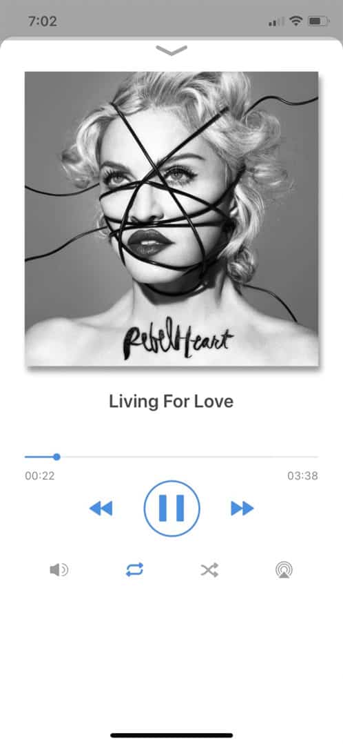 Adam Elements iKlips music player