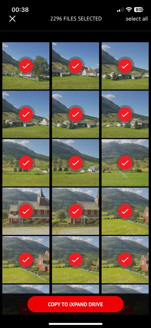 Sandisk iXpand showing selected images for backup